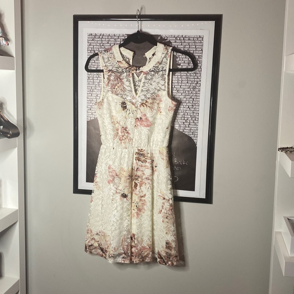 (AS you wish)floral lace dress. SIZE: XS
